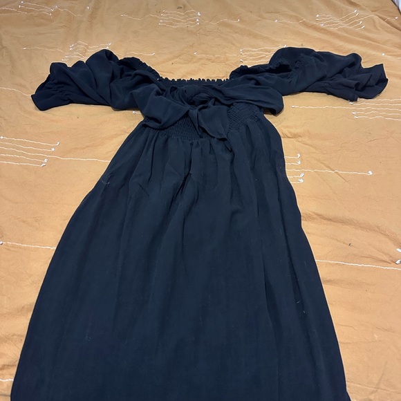 Gorgeous, black full length dress. - Picture 2 of 4